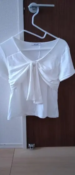 パッド付きリボントップス　未使用のサムネイル