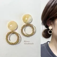 ハンドメイドピアス　イヤリング
