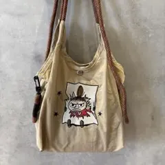 リトルミーBAGベージュ　新品　ムーミン ナイロン刺繍ミニショルダーバッグ　軽量