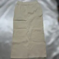 UNIQLO タイトロングスカート