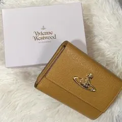 Vivienne Westwood 三つ折りジップウォレット