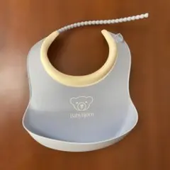 ベビービョルン　お食事　エプロン　ミニ　パウダーブルー