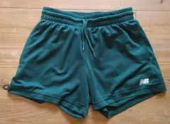New Balance ダークグリーン ショートパンツ S