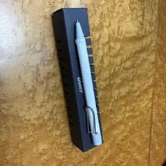 LAMY ボールペン ホワイト 本体新品箱付きのサムネイル