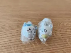 ちいかわ　つまんでつなげてますこっと