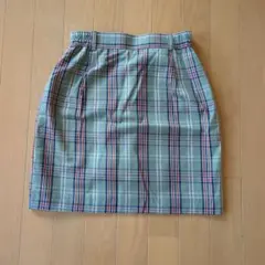 チェック柄タイトミニスカート M　後ろポイント付き