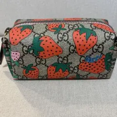 2026年最新】gucciいちごポーチの人気アイテム - メルカリ