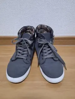 グレー ハイカットスニーカー ロゴ入り