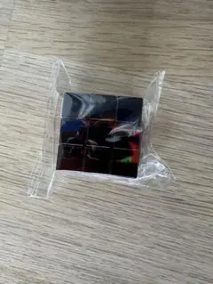VAUNDY SILENCE カプセルトイ ルービックキューブのサムネイル