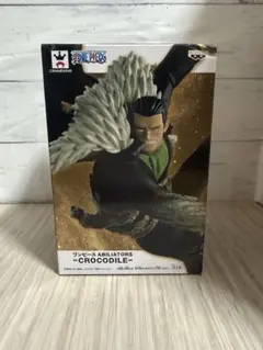 【未開封】ワンピース クロコダイル フィギュアのサムネイル