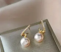 【パールクリスタルピアス】パール ラインストーン 大人可愛い 上品 フォーマル