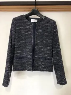 ネイビー ノーカラーツイードジャケット　美品