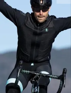 タグ付未使用 Bianchi ビアンキ サイクルジャケット L ブルゾン 自転車 タグ付未使用 Bianchi ビアンキ サイクルジャケット L ブルゾン