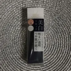 インテグレート　グレイシィ　ホワイトリキッドファンデーション　ピンクオークル10のサムネイル