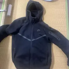 Nike フード付きブラックジャケット Mサイズ