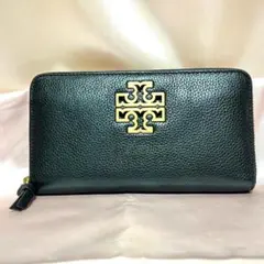 Tory Burch ブラックレザー長財布　ゴールドロゴ ラウンドファスナー