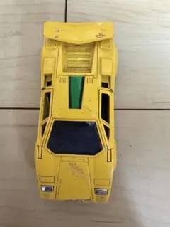 日本製　バンダイ　ランボルギーニ　カウンタック　　1/43のサムネイル