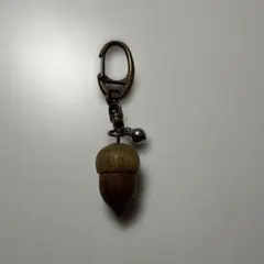 도토리 모티브 키 체인