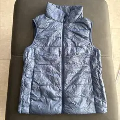 ウルトラライトダウン ライトブルー ベスト