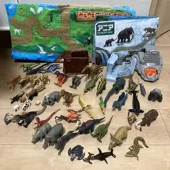 アニア フィギュア 恐竜動物45体！動物園シート、恐竜シート付き！
