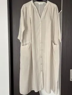 Niko and ベージュ ボタン付きシャツワンピース 七分袖