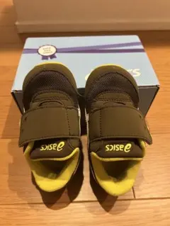 【美品】アシックス　キッズ　シューズ　14.0