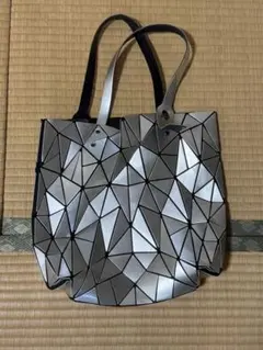BAO BAO ISSEY MIYAKE トートバッグのサムネイル
