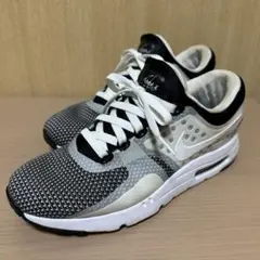 ナイキ エアマックス ゼロ エッセンシャル スニーカー 26.0cm 白黒