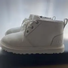 アグ　UGG ムートンブーツ　レザーブーツ　ホワイト　美品です