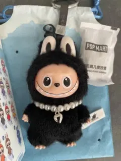 【R】POPMART PIN FOR LOVE イニシャルラブブ　ミニラブブ