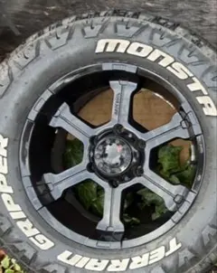 265/65R17 タイヤ　ホイールセットのサムネイル