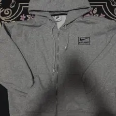2*P様 Nike x Stussy グレー パーカー