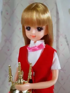 年末もしっかり働きます！カラオケ店員　ジェニー タカラバービー　制服　タカラ