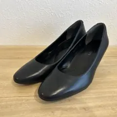 【定価1万】レディース　フォーマル　黒パンプス　就活　オフィス　冠婚葬祭のサムネイル