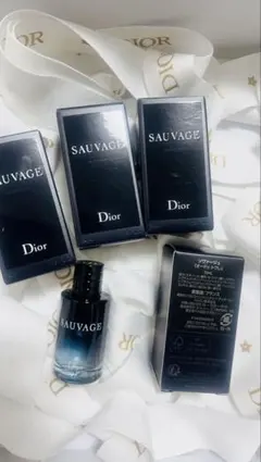 Dior Sauvage ミニ香水 男性用 10mlx4