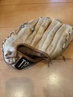 Item thumbnail for item 25c680c4-447c-49e9-8876-95d65b682644