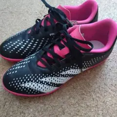adidas アディダス Predator サッカートレーニングシューズ