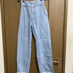 NICE CLAUPハイウエストライトブルーデニムパンツ Sサイズのサムネイル