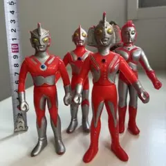 開封済み美品】英雄勇像 ウルトラマンシリーズ3体&豪塊 キングジョー
