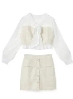 ツイードボウタイフリルブラウス　パール台形ミニスカートセットアップ　グレイル