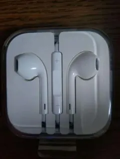 【未使用】Apple 純正 イヤホン EarPods（3.5mmプラグ）正規品