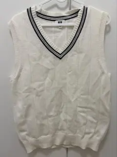 UNIQLO ウォッシャブルVネックベスト
