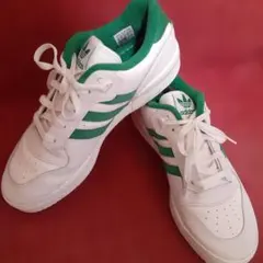 adidas RIVALRY LOW ホワイト/グリーン 28.0cm