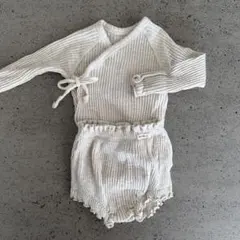 【美品】peekaboo newbornリブ セットアップ ベージュ