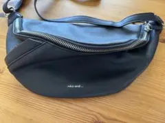 niko and♡ブラック ボディバッグ(=^ェ^=)