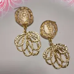 アンティーク風&ゴールドパーツピアス