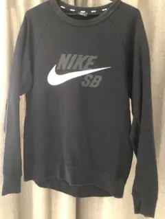 NIKE SB プルオーバースウェット