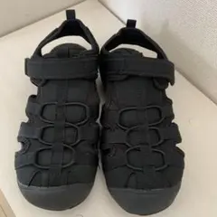 【22センチ】キッズ ブラック ストラップサンダル