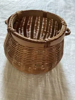 京都　職人さん手仕事　手編みの天然素材バスケット　小さなカゴ　華道　茶道