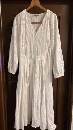 さ*ー様 【ZARA】エンブロイダリー コットンレースロングワンピース